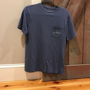 Vineyard Vines men’s XS t-shirt